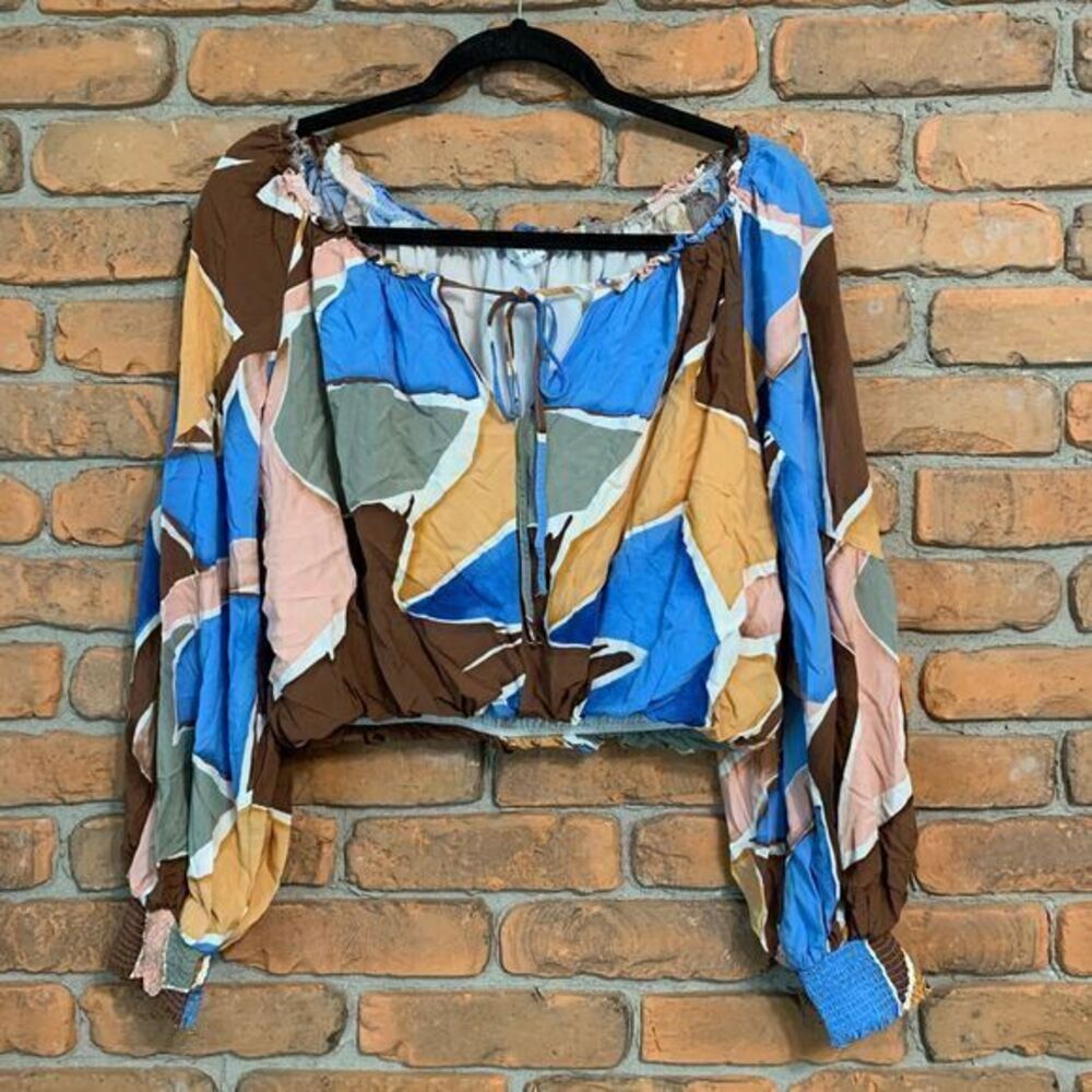 Blu Pepper Multicolor Abstract Print Crop‎ Top Long Sleeve Peasant Blouse Size M